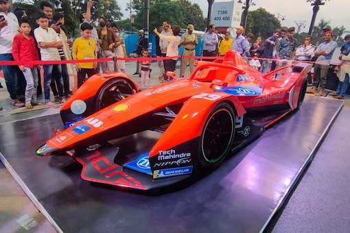 Mahindra's Formula E Car (Twitter) 