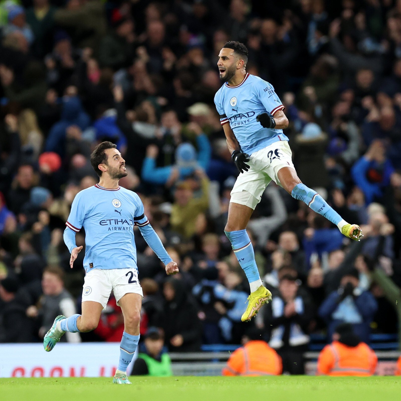 Manchester City vs Chelsea live: Riyad Mahrez seals win for hosts