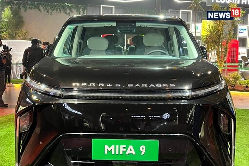 Auto Expo 2023: All-Electric MG MIFA 9 MPV Makes First Public ...