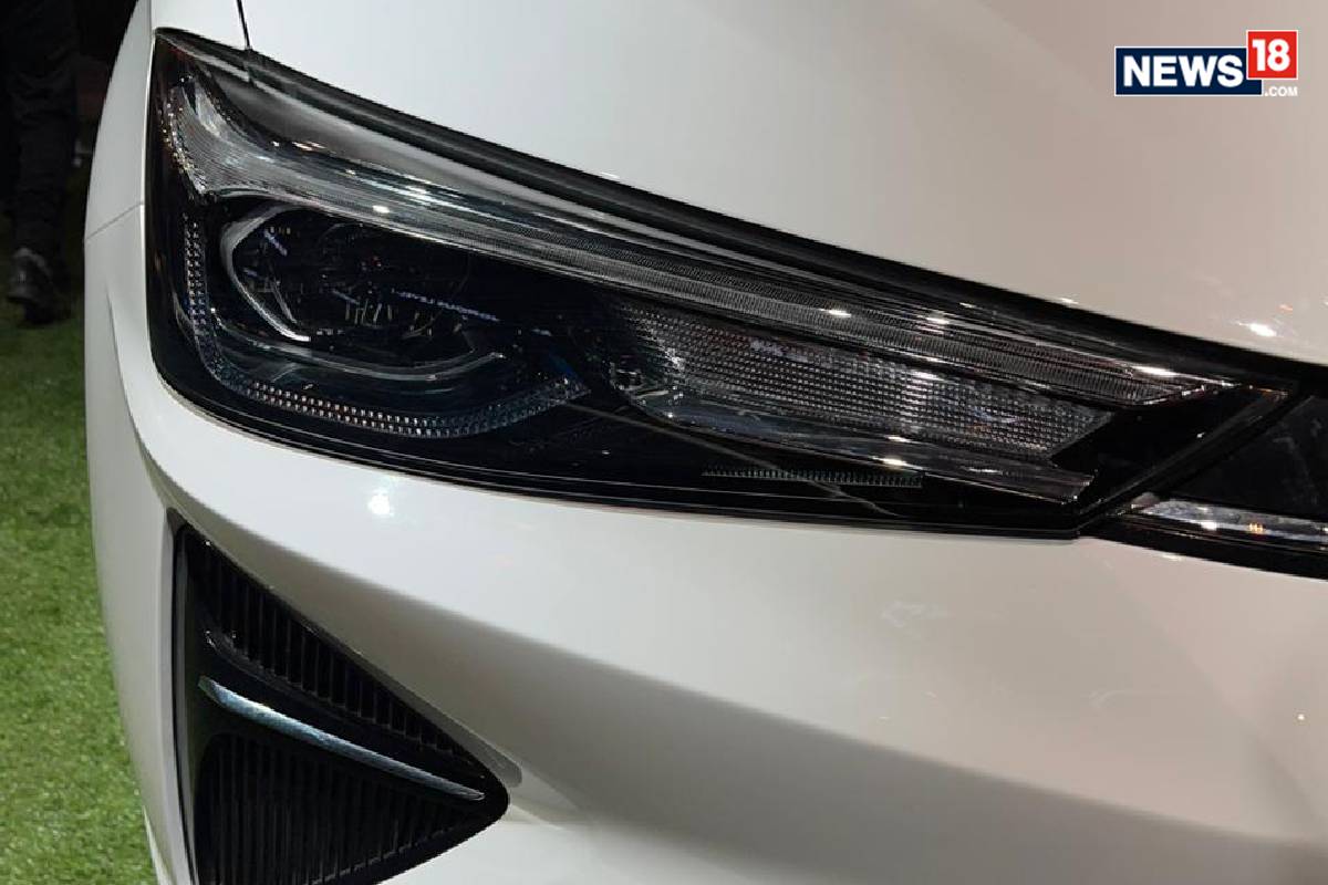 MG5 Electric Estate in Pics: See Design, Features and More in Detail ...