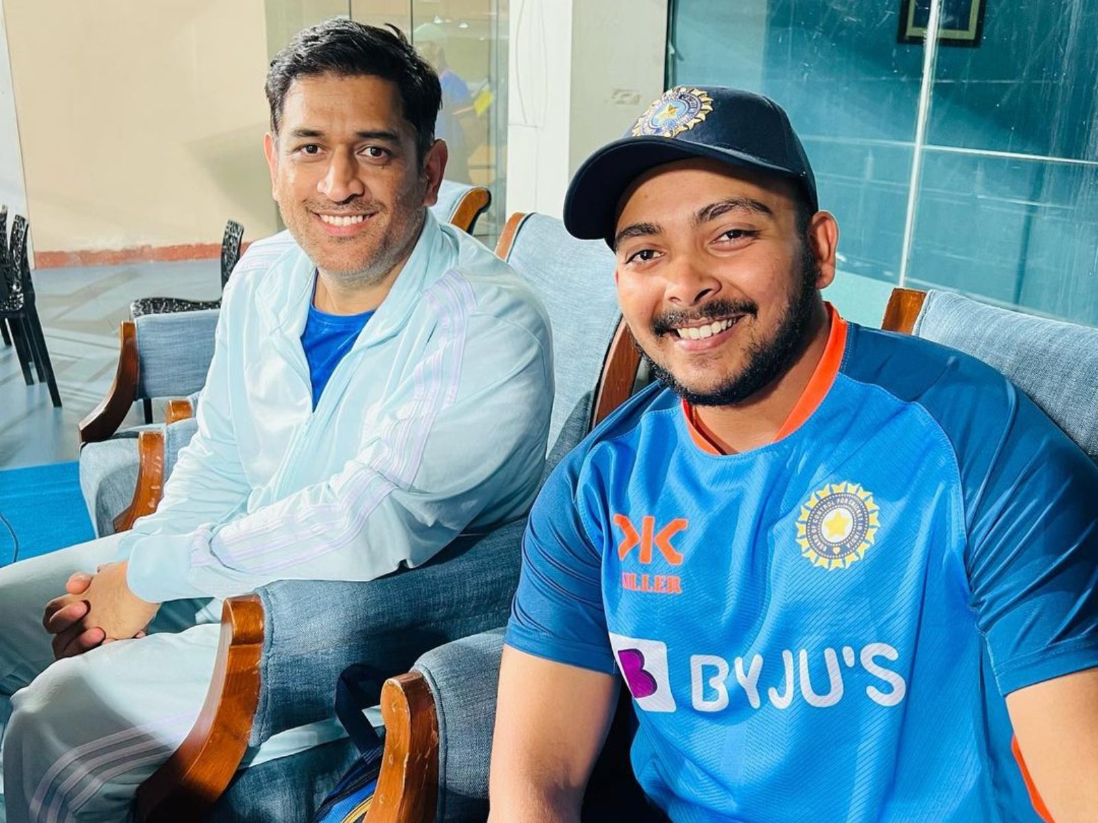 When in Ranchi': Prithvi Shaw Shares Snap With MS Dhoni Ahead of