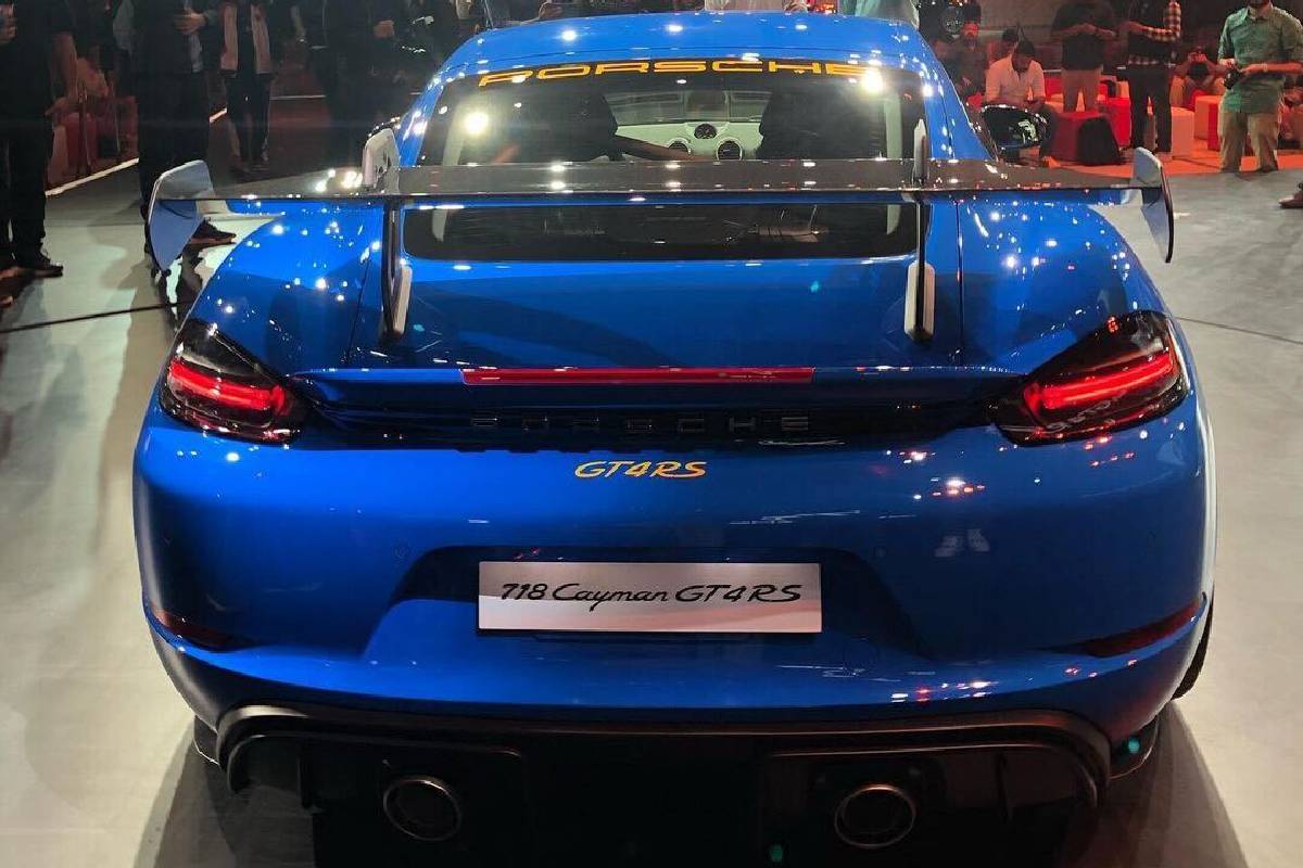 Porsche 718 Cayman GT4 RS Showcased at Festival of Dreams in Mumbai,  Details Inside
