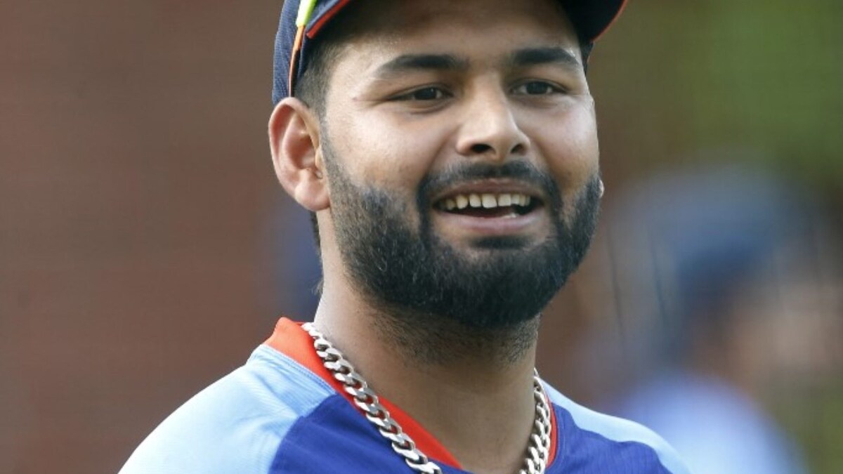 Four Days After Knee Surgery, Rishabh Pant 'Got Up from Bed, Stood for