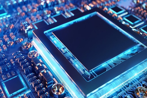 Semiconductors are essential to almost all sectors of the economy. (Shutterstock)