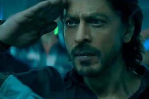 Pathaan Box Office Collection Day 2 Worldwide: Shah Rukh Khan's Film Enters  Rs 200 Cr Club In Style