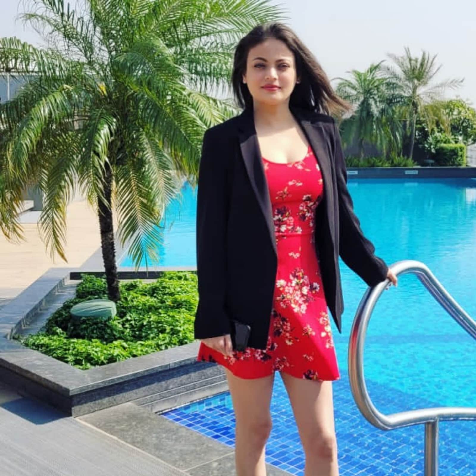 Sex Sneha - Sneha Ullal Reveals Turning Down Hollywood Film That Demanded 'Absolute  Full-On Nudity' - News18