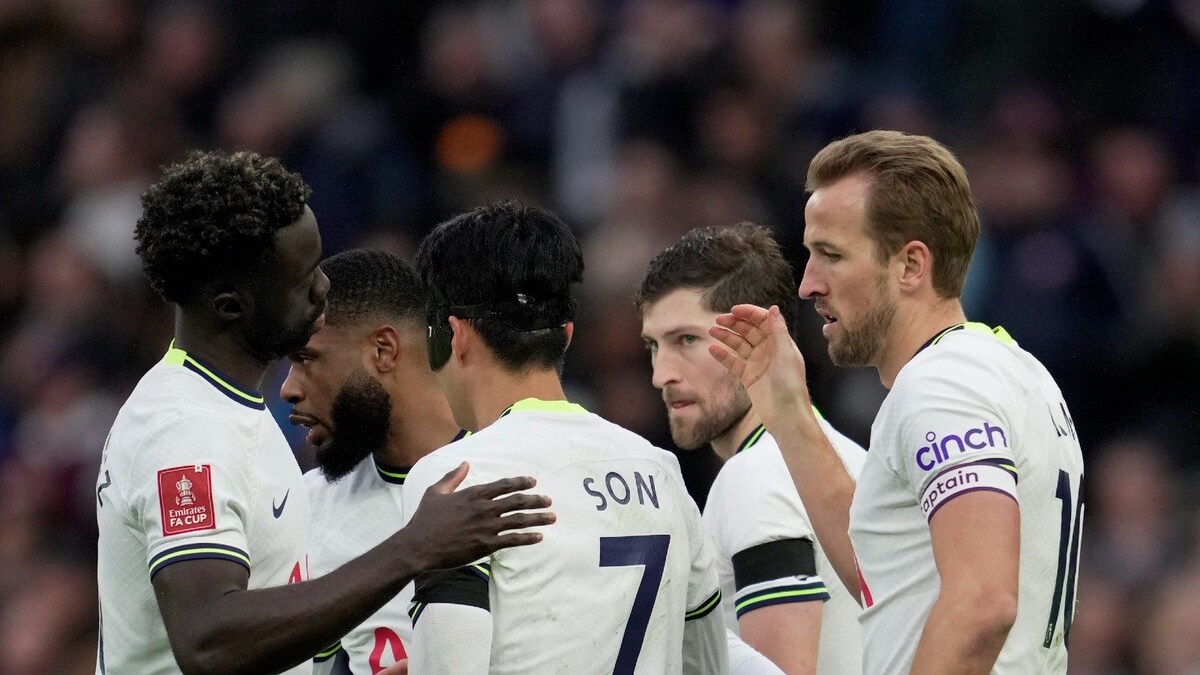 FA Cup: Tottenham Advance Past Portsmouth; Southampton Beat Crystal Palace