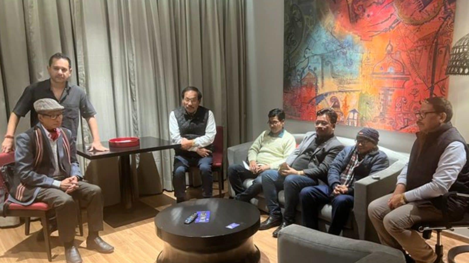त्रिपुरा चुनाव से पहले, भाजपा की सहयोगी IPFT ने विलय की अफवाहों के बीच TIPRA पार्टी के नेताओं के साथ ‘बंद कमरे’ में बैठक की