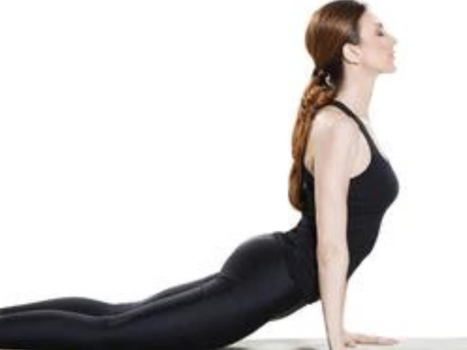 Simha asana -- a yoga asana to relieve throat problems | TheHealthSite.com