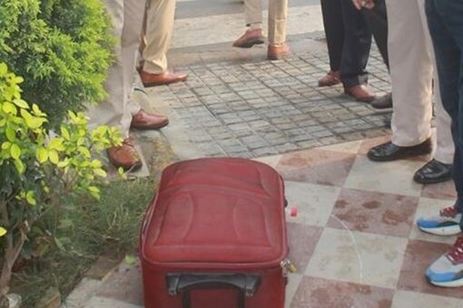 Florida Woman Accused of Murder As Boyfriend Dies In Suitcase During ...
