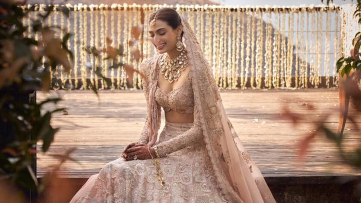 Celebrity Stylist Ami Patel Decodes Athiya Shetty's Bridal Look; Calls Her ‘Understated Chicness’