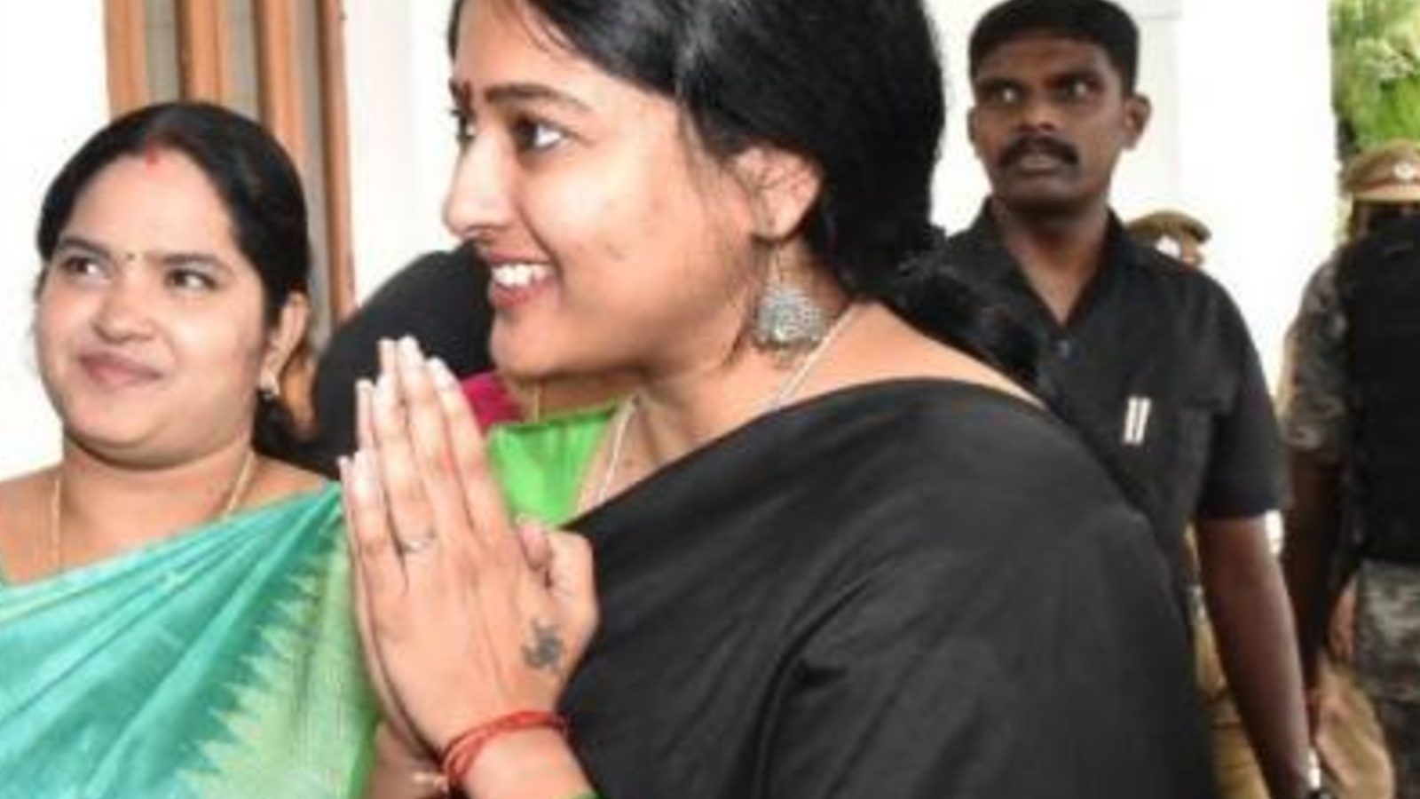 अभिनेत्री गायत्री रघुराम ने भाजपा छोड़ी, दावा किया कि तमिलनाडु इकाई में महिलाएं सुरक्षित नहीं हैं