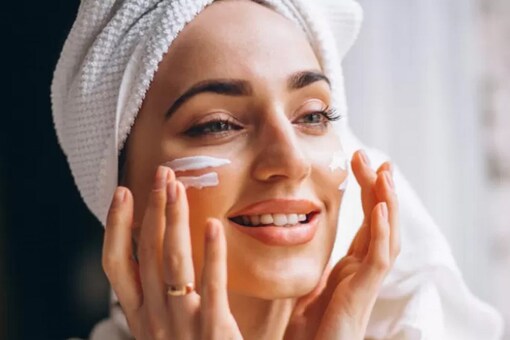 One thing to keep in mind is that if your skin is already used to harsh products, this routine may not be as effective.(Representative Image: Shutterstock)
