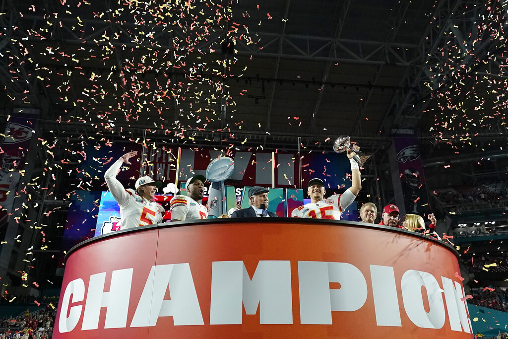 Super Bowl LVII in Pictures as Kansas City Chiefs Beat Philadelphia ...