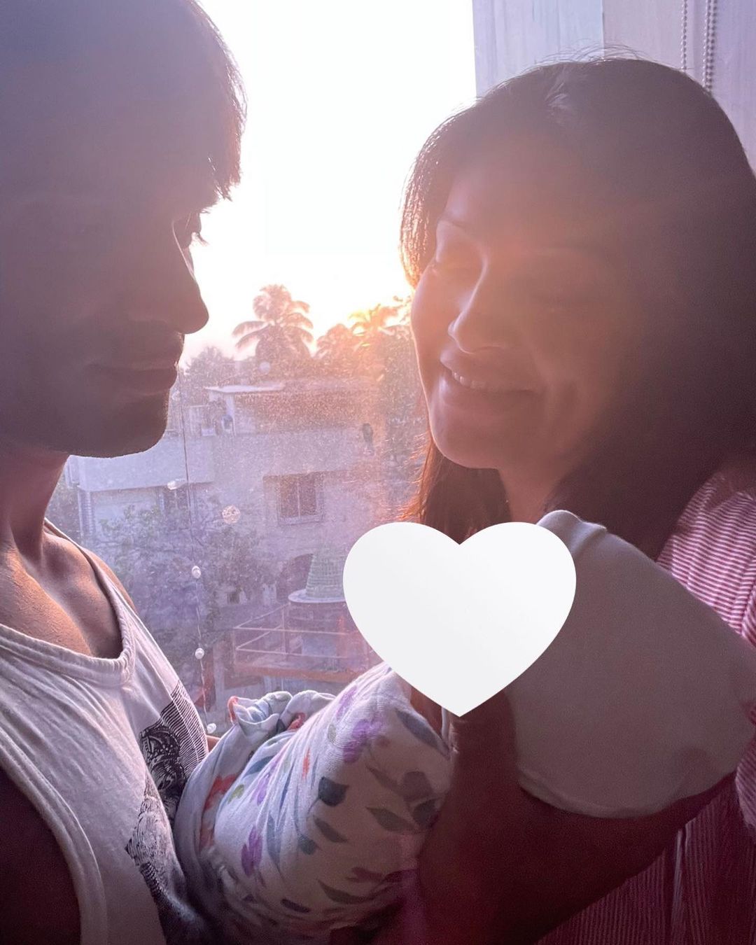 Bipasha Basu looks in bliss with her family. 