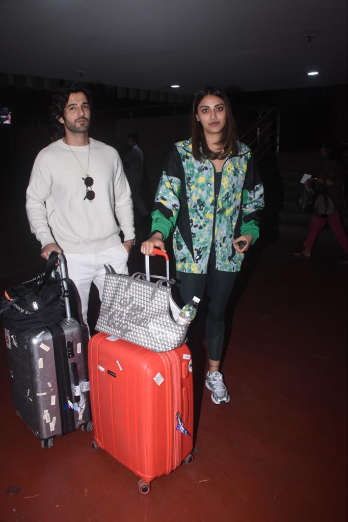 Aditya Seal and Anushka Ranjan Kapoor seen at the airport. (Image: Viral Bhayani) Aditya Seal and Anushka Ranjan Kapoor seen at the airport.