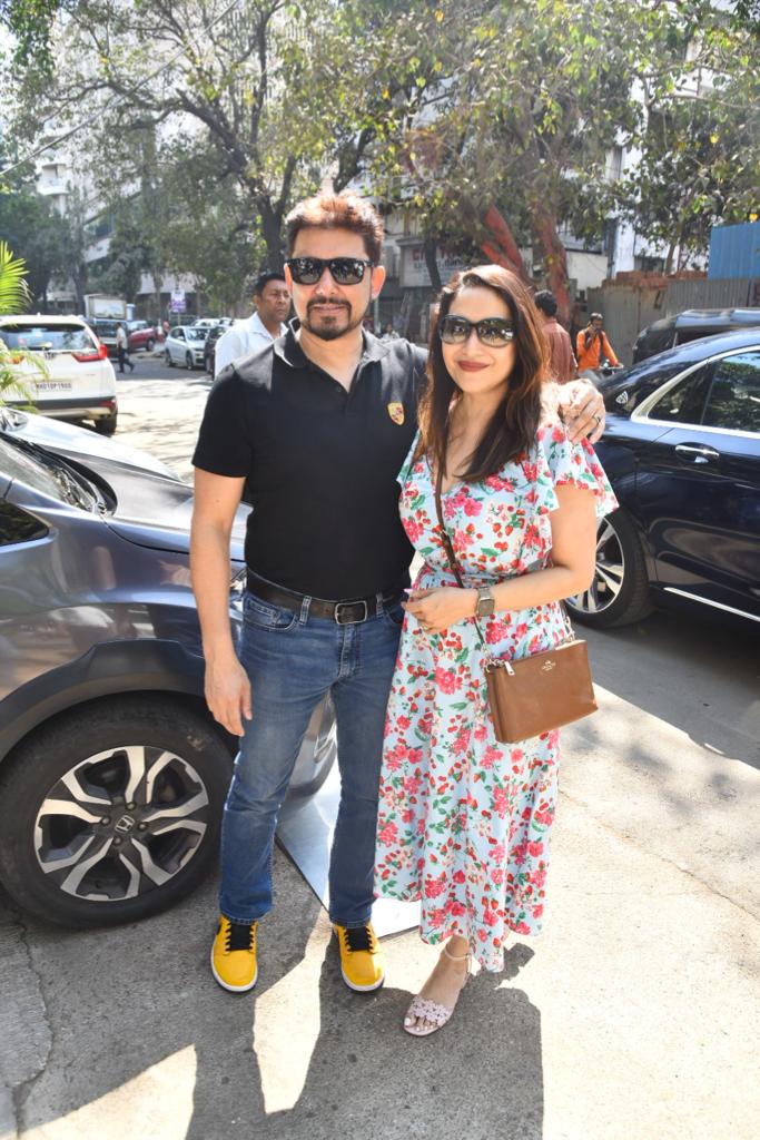 Madhuri Dixit and her husband seen after a lunch date. (Image: Viral Bhayani) Madhuri Dixit and her husband seen after a lunch date.