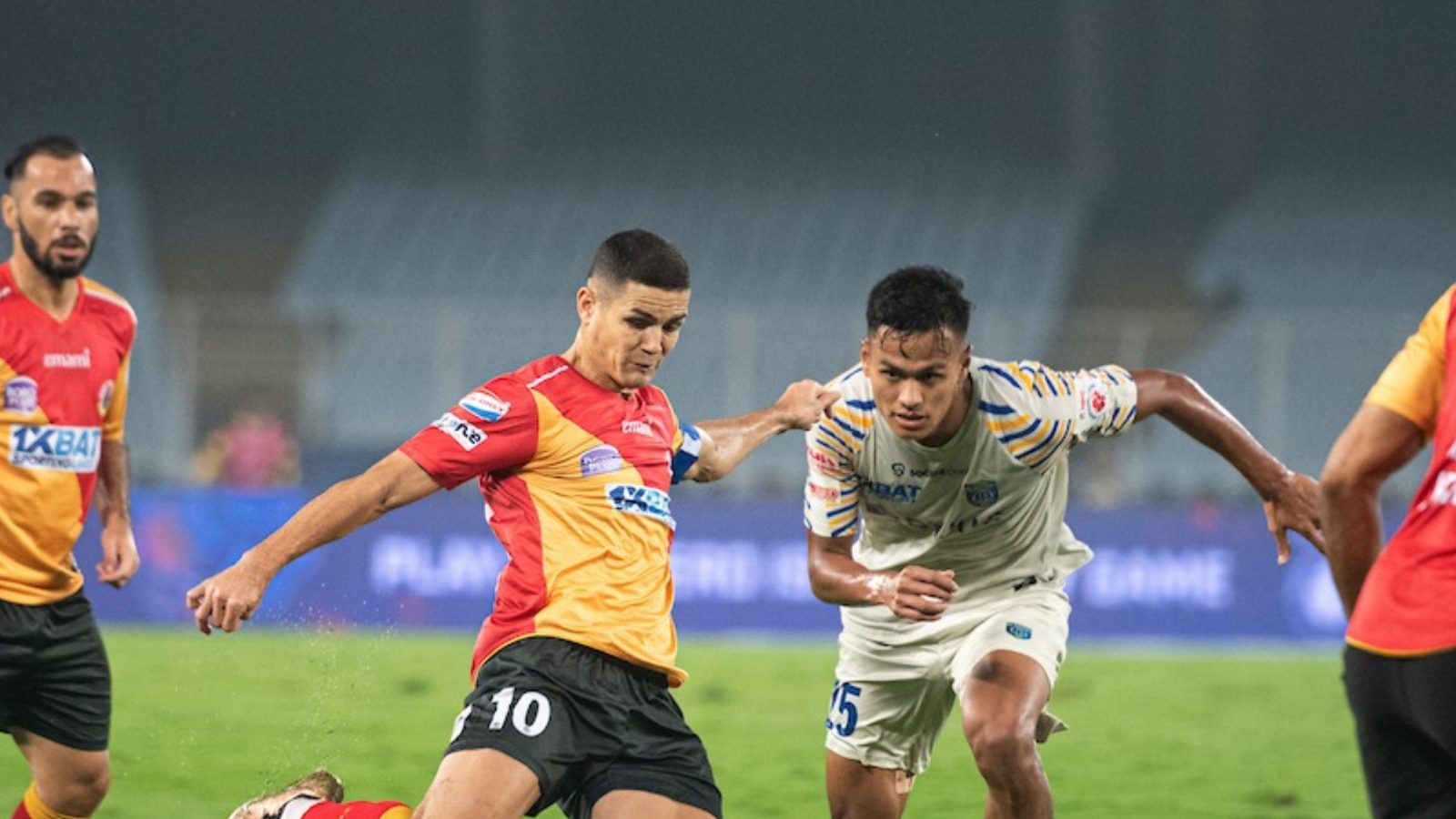 ISL 202223 Drama and Comedy as Cleiton Silva Helps East Bengal Edge