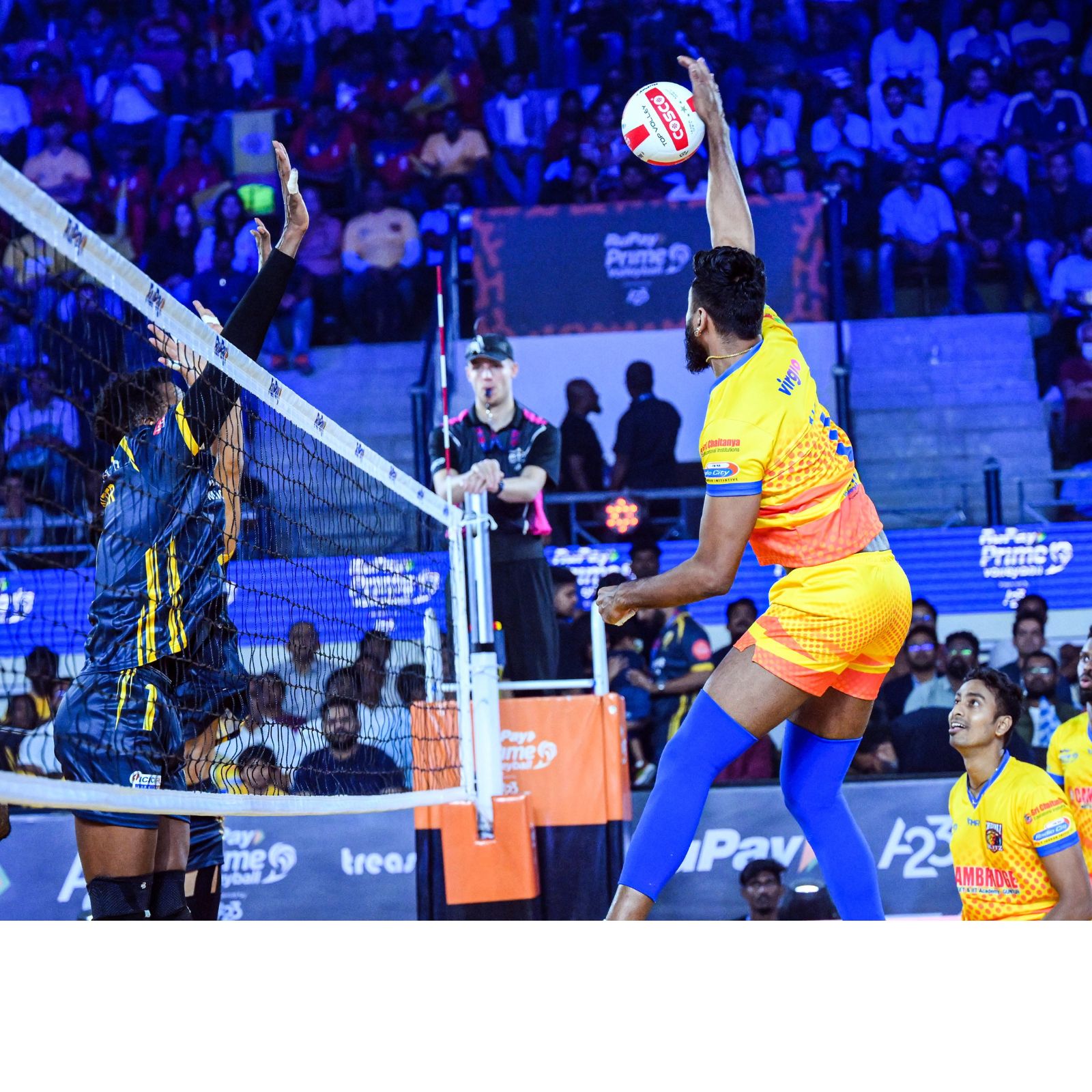 Prime Volleyball League Chennai Blitz Down Kochi Blue Spikers in Five Sets 