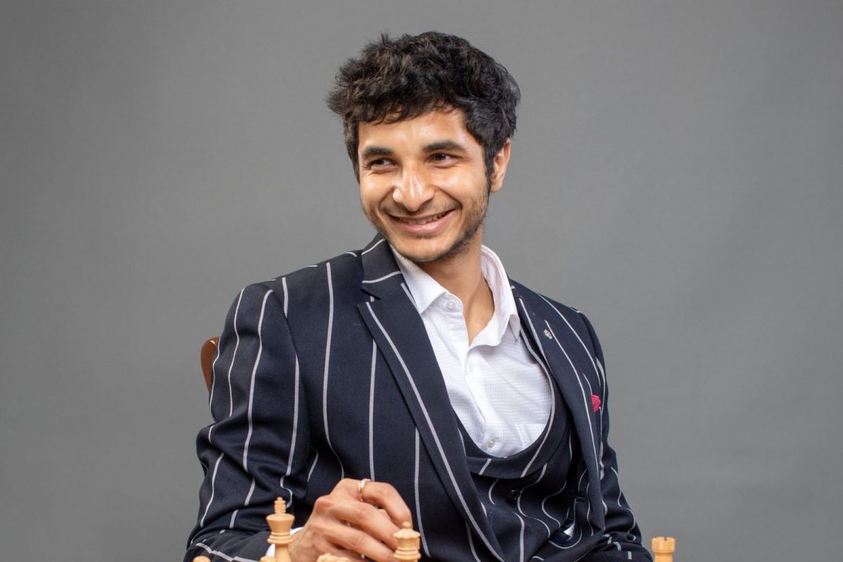 Vidit Gujrathi Draws with Anish Giri, in Joint Lead with Mamedyarov,  Rapport - News18