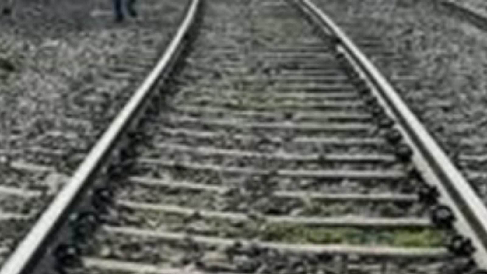Bihar Two km Long Railway Track Stolen in Samastipur