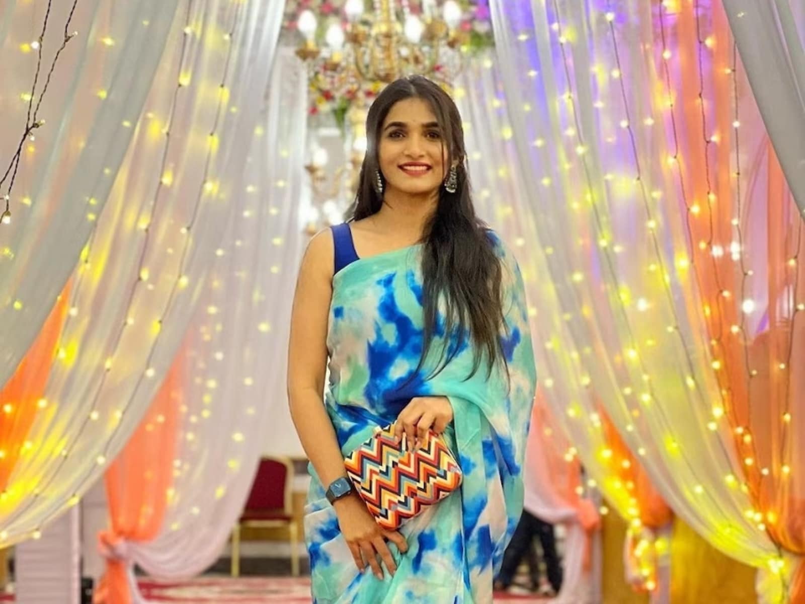Kannadabluesex - Bigg Boss Kannada Fame Divya Uruduga Looks Beautiful In Blue Tie-Dye Saree  - News18
