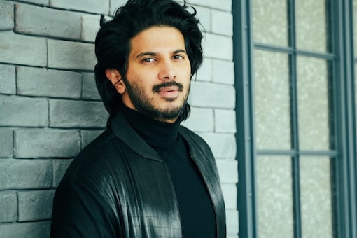 Dulquer Salmaan calls KGF actor Yash the 'kindest and best host' Dulquer Salmaan calls KGF actor Yash the 'kindest and best host'