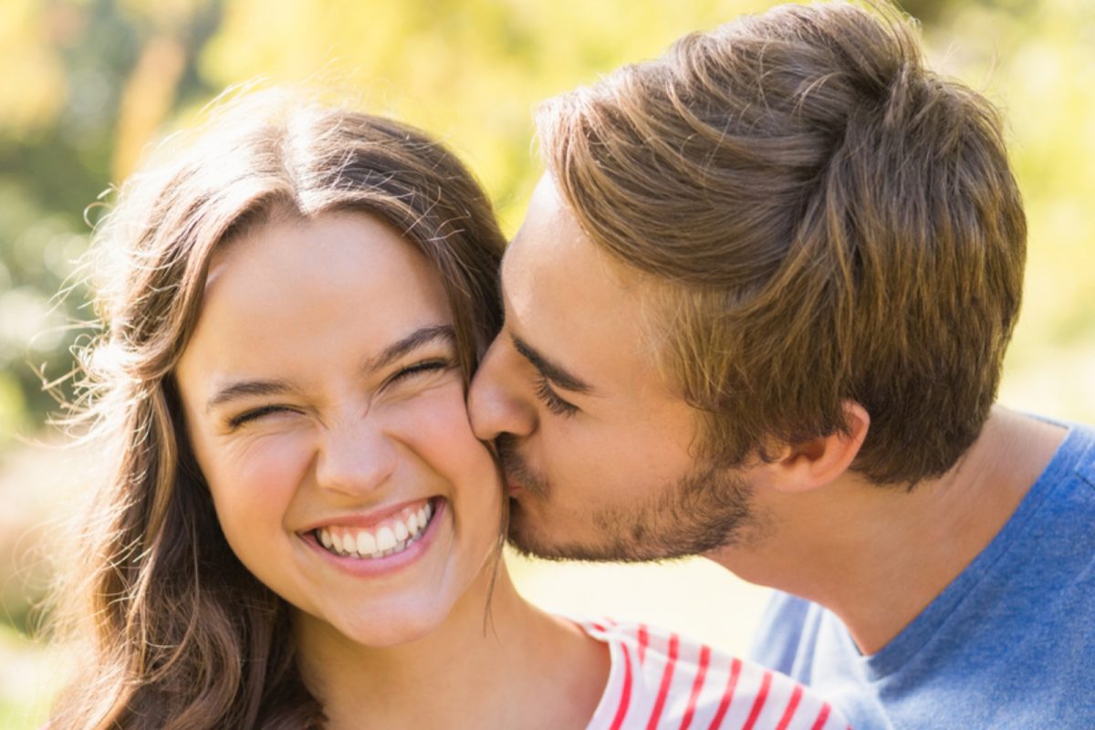 Kiss Day 2023: Here's How You Can Celebrate This Love Filled Day ...