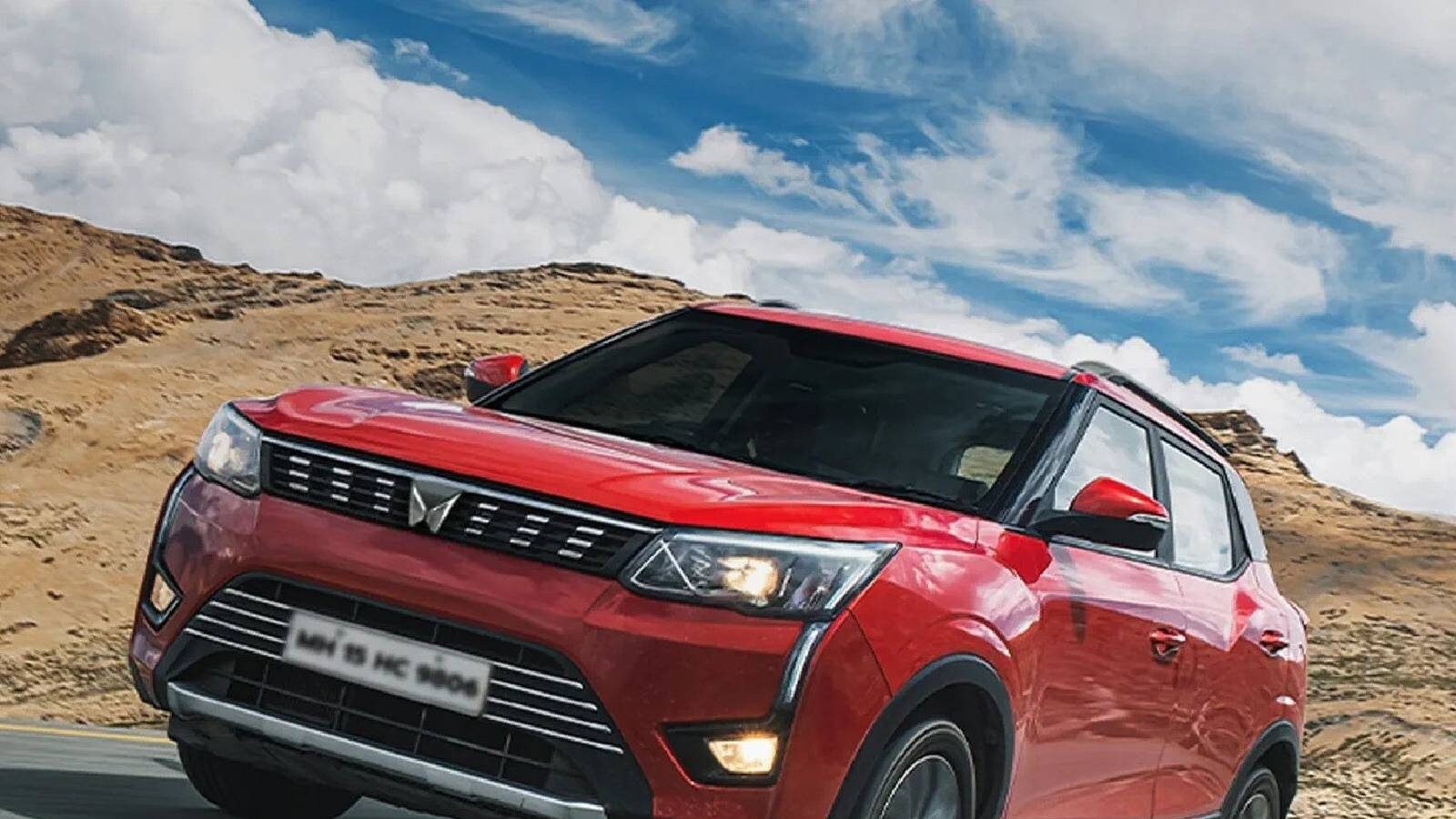 Mahindra Discount Offers for February 2023 Benefits on Bolero, XUV300