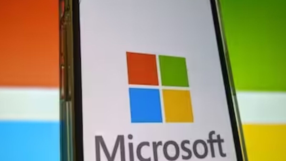 Microsoft Could Soon Introduce ChatGPT-like AI To Word, PowerPoint And Outlook: Report