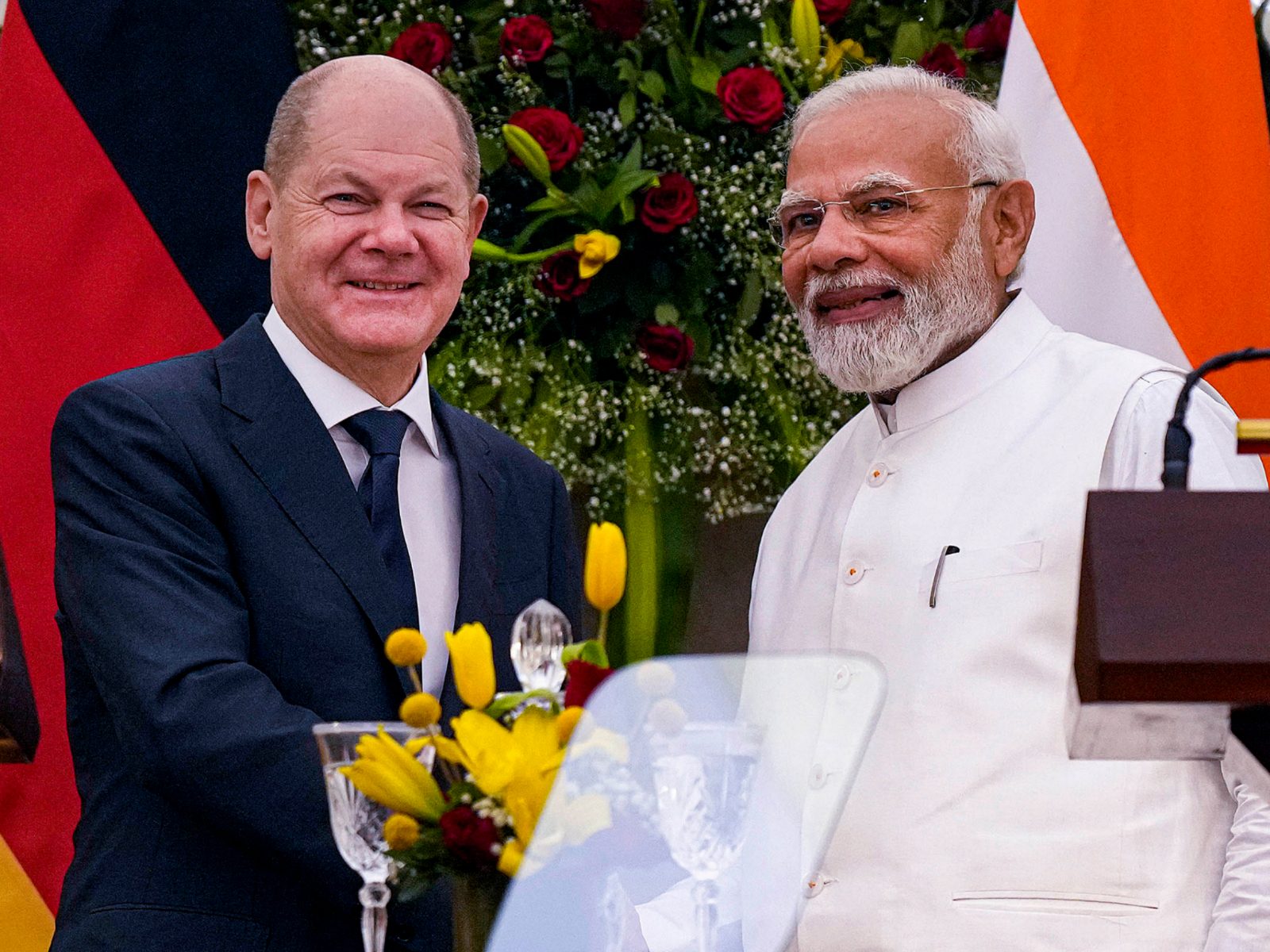 PM Modi Meets Germany’s Scholz, Says India Ready To Contribute To Peace ...