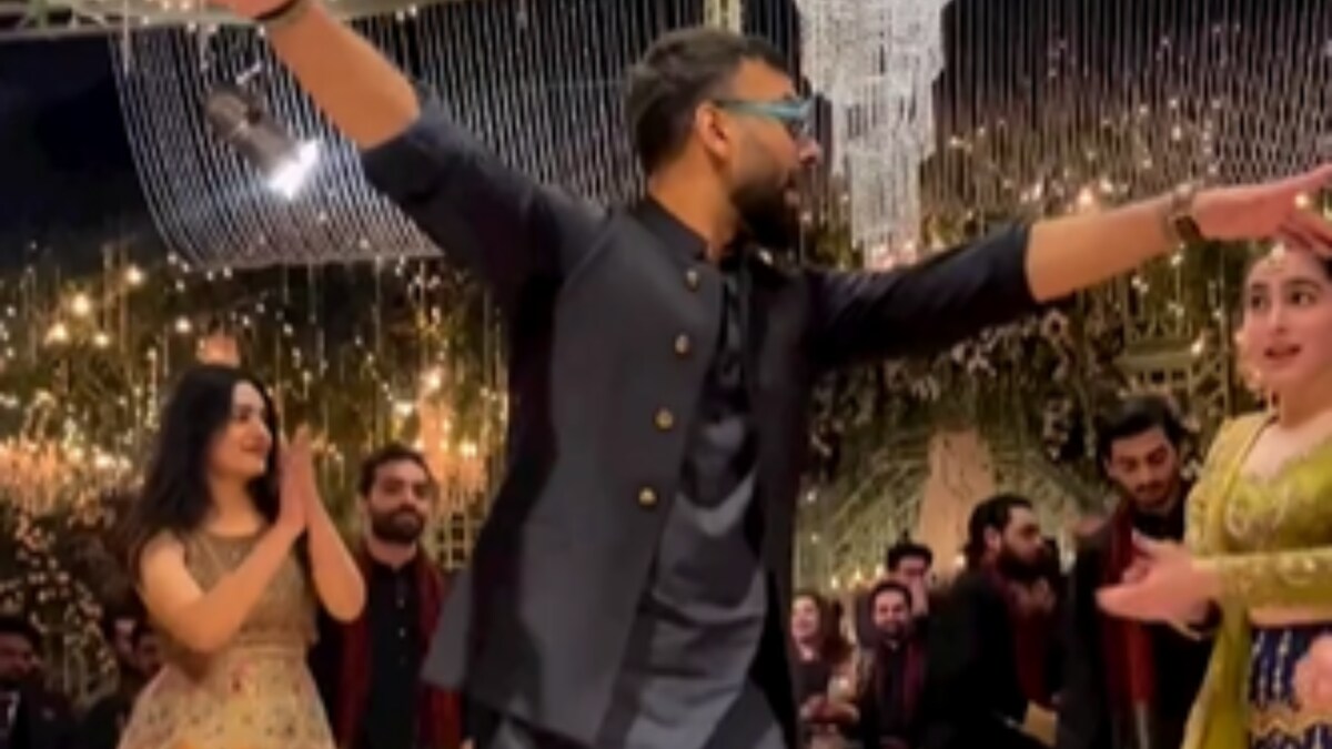 It's Hard To Keep Calm After Watching This Pakistani Man's Dance To Viral Song