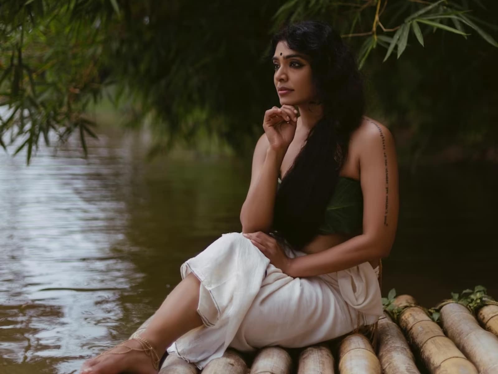 𝕀ℕ𝔻𝕀𝔸ℕℕ𝔾𝕀ℝ𝕃𝕊𝕊 on Instagram: “🖼️ Inframe : @zakia_sultana_sharna  📷 Photographer @joyeeta.trish… | Beauty full girl, Indian photoshoot,  Indian beauty saree