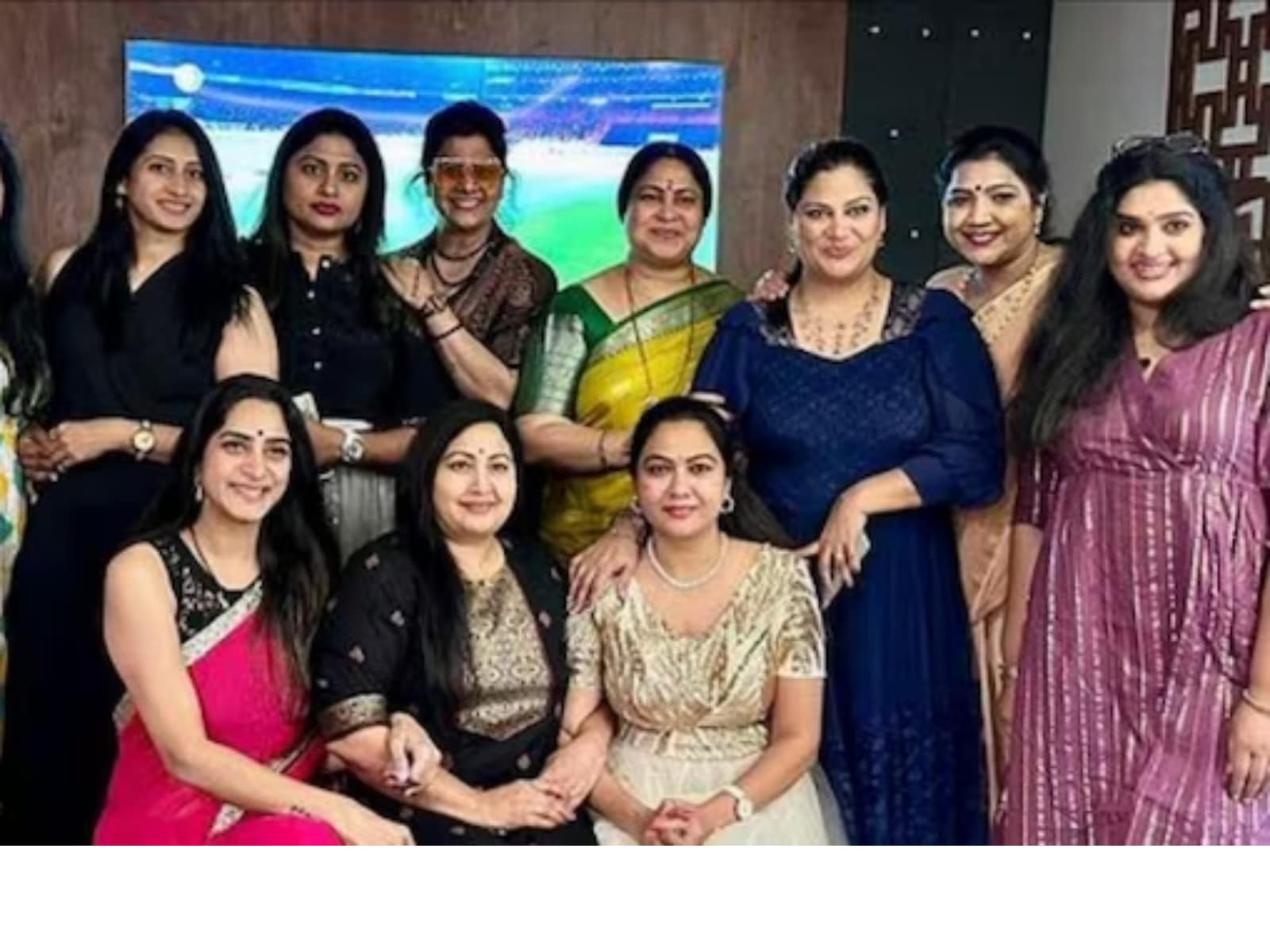 Surekha Vani and her friends enjoy fun time at house party, watch video -  News18