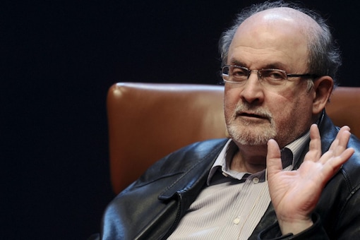 ¹ Salman Rushdie ͡ Twitter ҧ֧Ӿٴͧ (Ҿ:  Reuters)