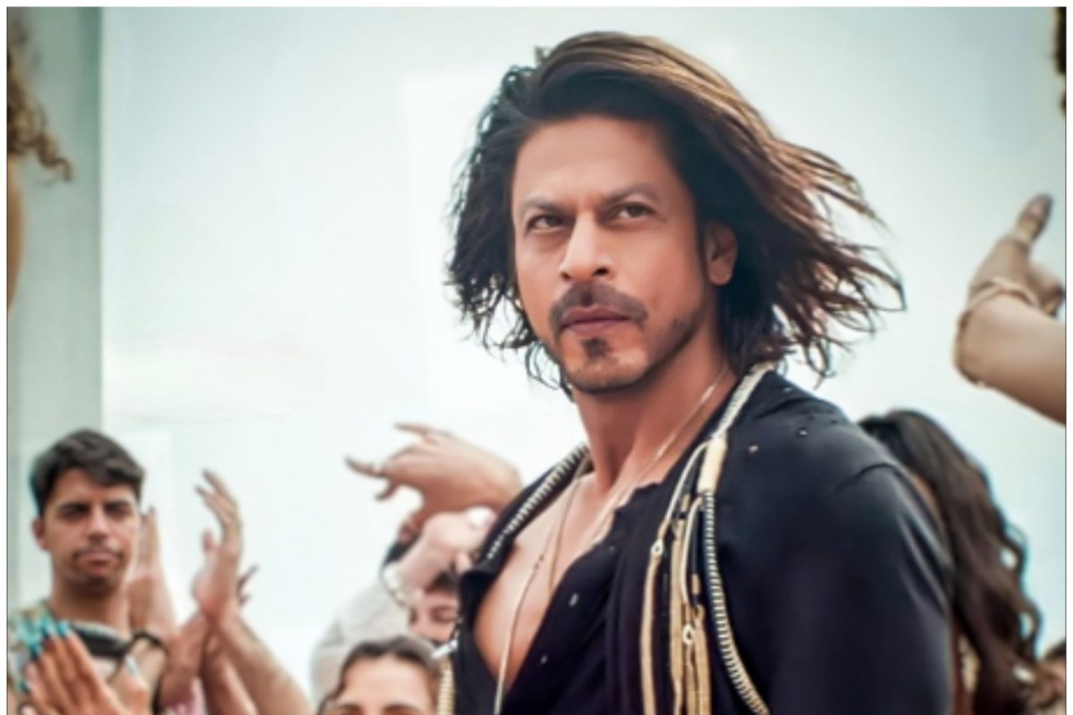 Shah Rukh Khan is the King of Box office clashes and we have proof! -  Bollywood News & Gossip, Movie Reviews, Trailers & Videos at