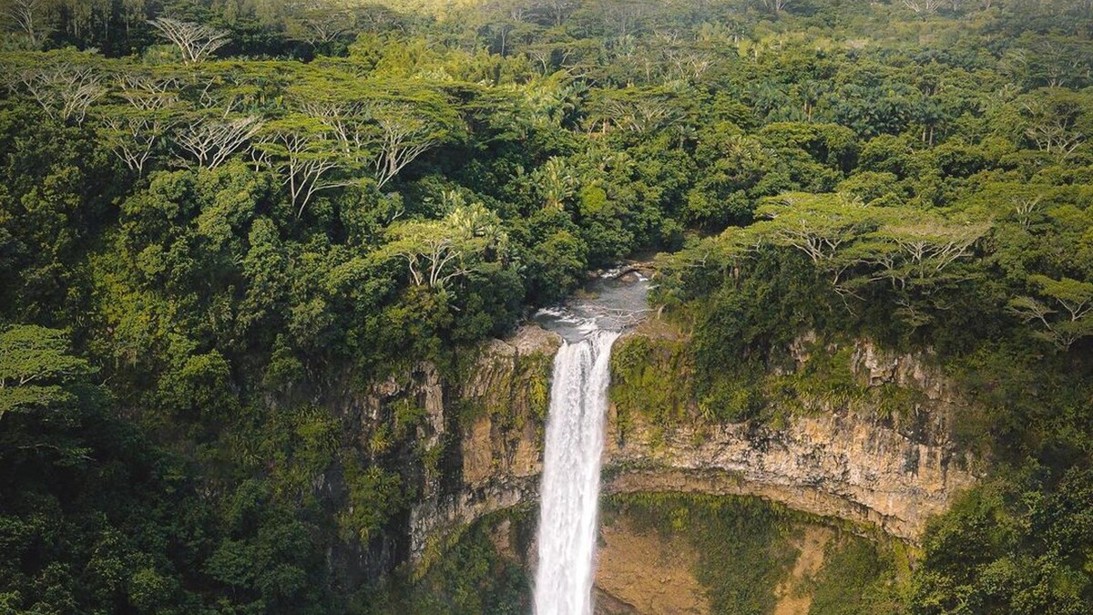 Mauritius BucketList Flic En Flac Beach to Tamarind Falls, 5 must