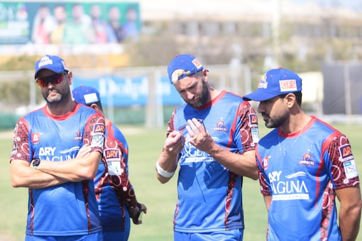 Karachi Kings vs Peshawar Zalmi ʵʴͧ觢ѹ Pakistan Super League 2023: سöѺ´ǡѺ ˹ ԸշسöѺ觢ѹ Pakistan Super League 2023 ҧ Karachi Kings  Peshawar Zalmi ʵʴ