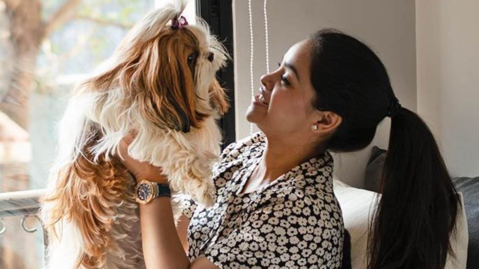 Sumona Chakravarti Mourns Death of Her Pet Dog, Says ‘Will Live with This Emptiness’