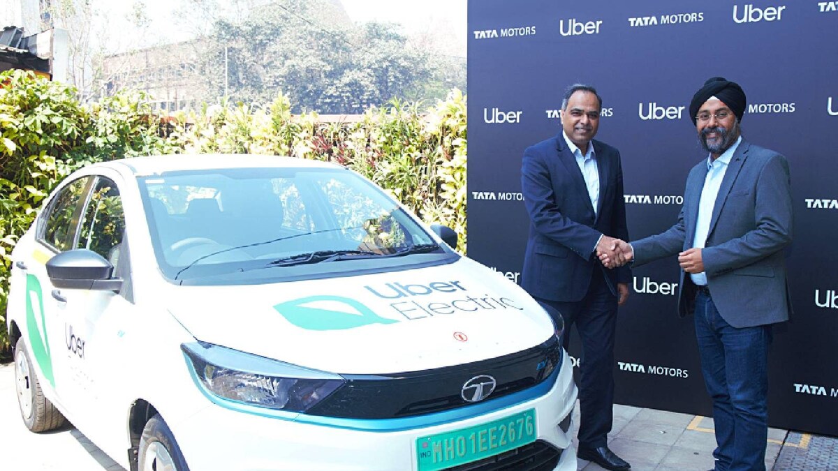 Uber to Introduce 25,000 EVs in Premium Category in India, Signs MoU with Tata Motors