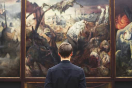 Contemplating a masterpiece is a much more cerebral activity than we might commonly imagine. (Credits: AFP)