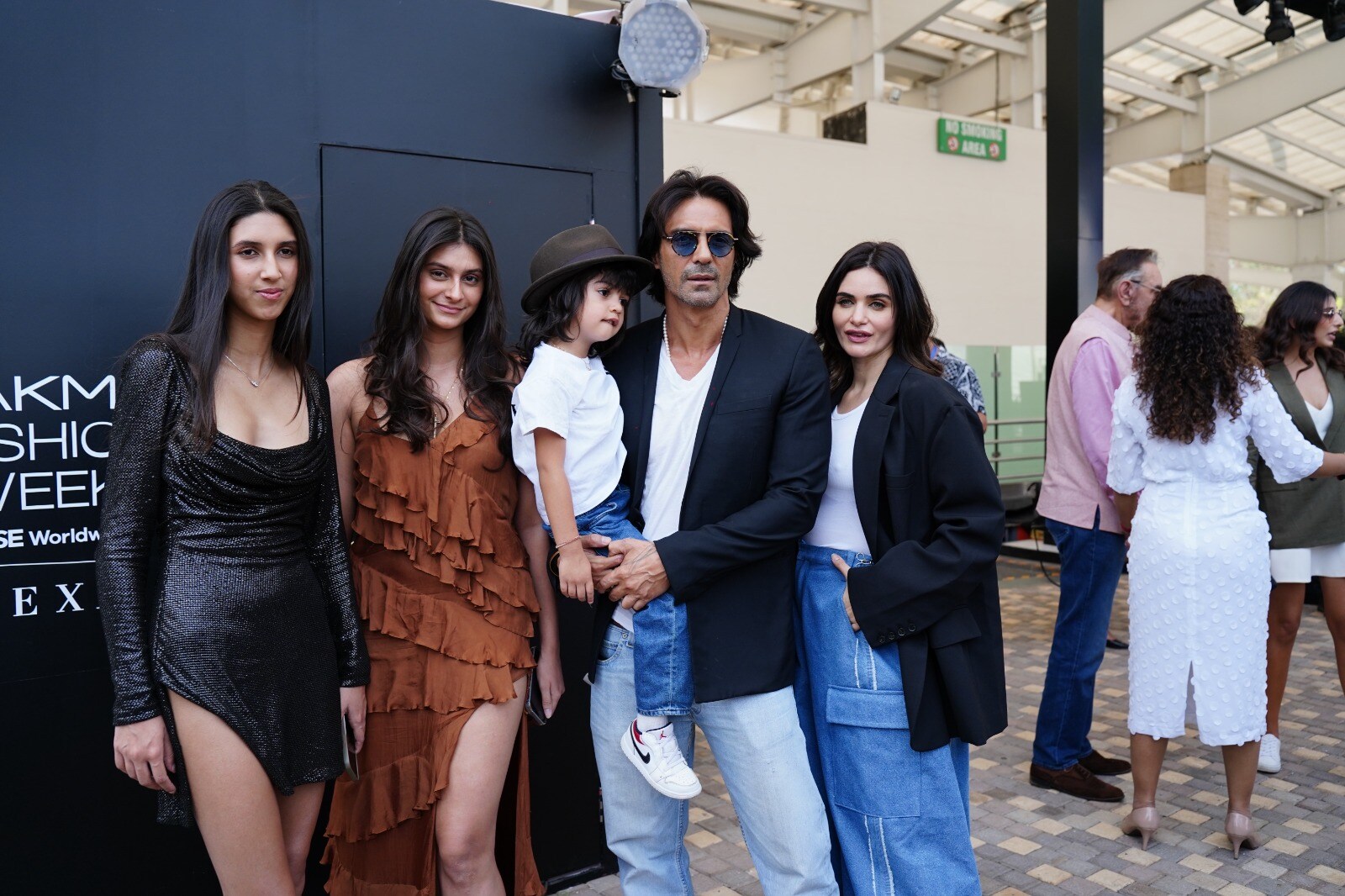 Saba Rani Hrithik Roshan, Saba Azad, Rani Mukerji, Karan Johar, Arjun Kapoor ...