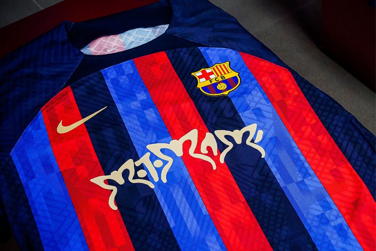 Barcelona champions cheap league jersey