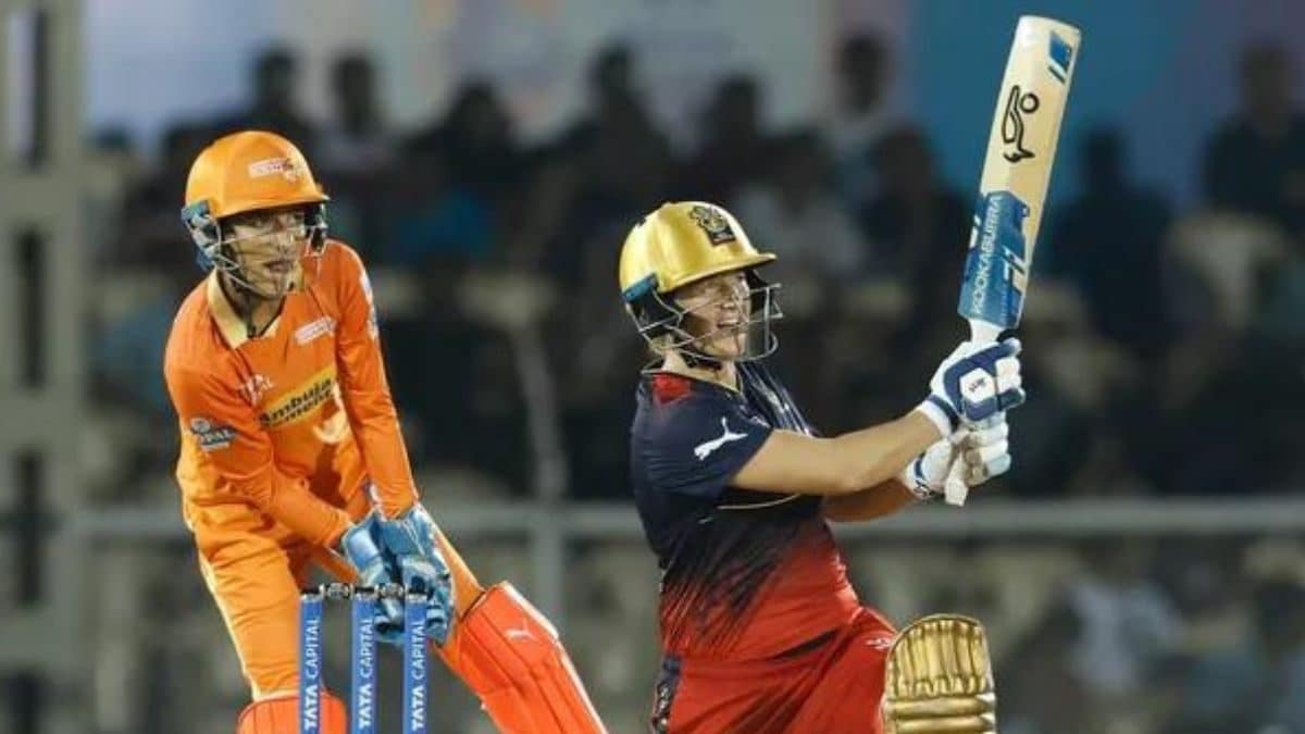 ‘Chris Gayle of RCB Women’: Twitter Explodes After Sophie Devine’s Devastating Innings Against Gujarat Giants