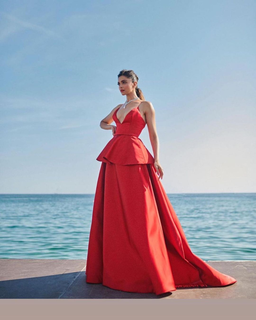 Deepika Padukone Exudes Pure Glamour at Louis Vuitton's Cruise 2023 Show In  California