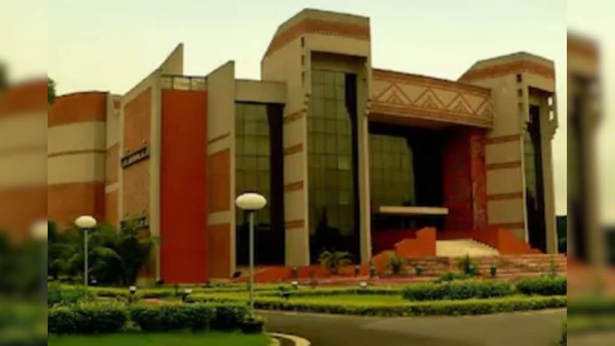 IIM Calcutta Placements: Highest Offers From Consulting Sector, Average Salary of Rs 35.07 Lakh Offered