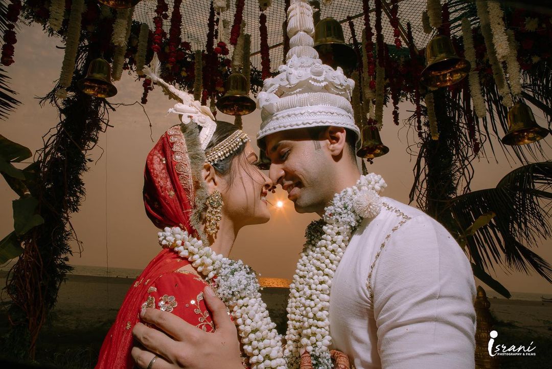 Krishna Mukherjee and Chirag Batliwala look adorable in their wedding attires.