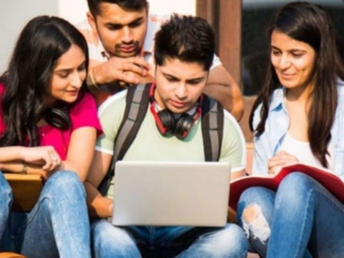 IIT Kanpur's invites applications for eMasters degree, details here