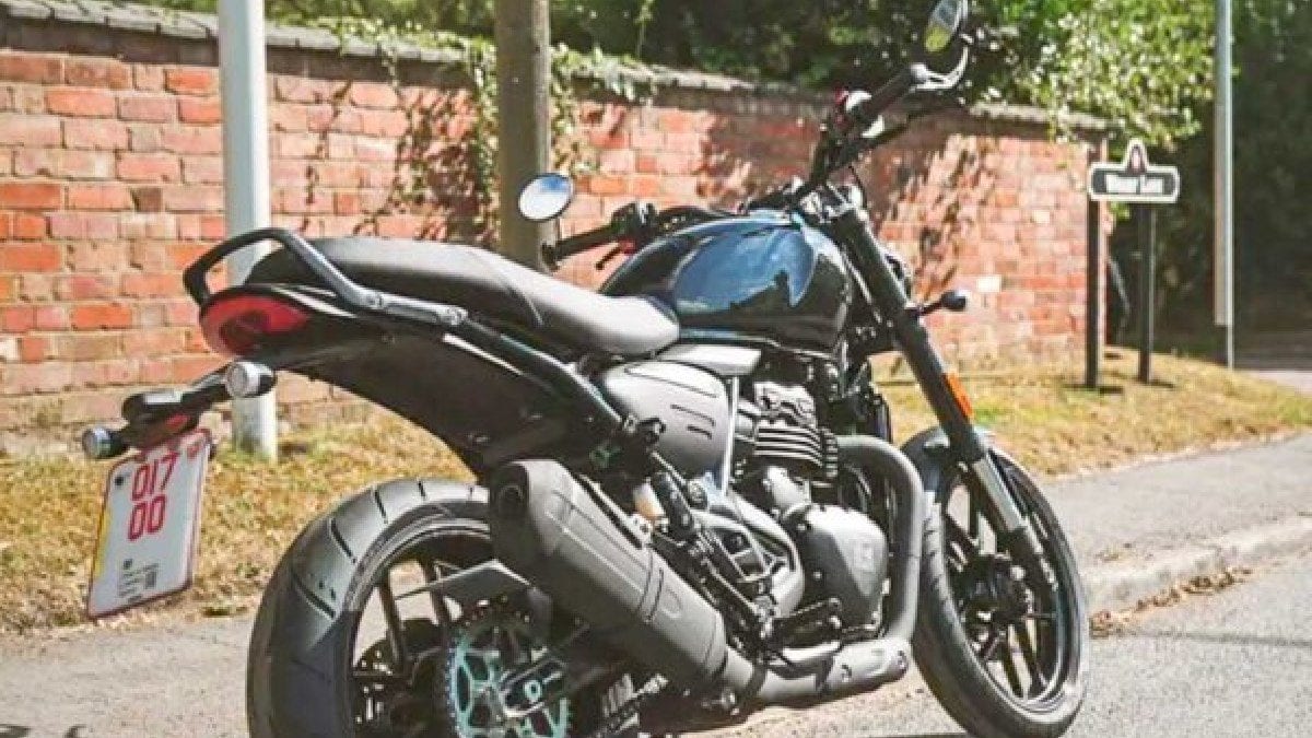 Bajaj-Triumph Motorcycle Spied Ahead Of Official Launch, Check Expected Price And Specs