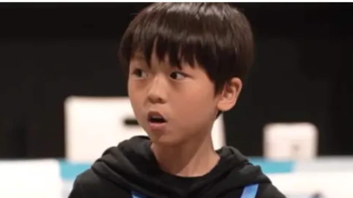 Meet 9-Year-Old Chinese Boy Who Solved Rubik's Cube In Record-Breaking Average Time